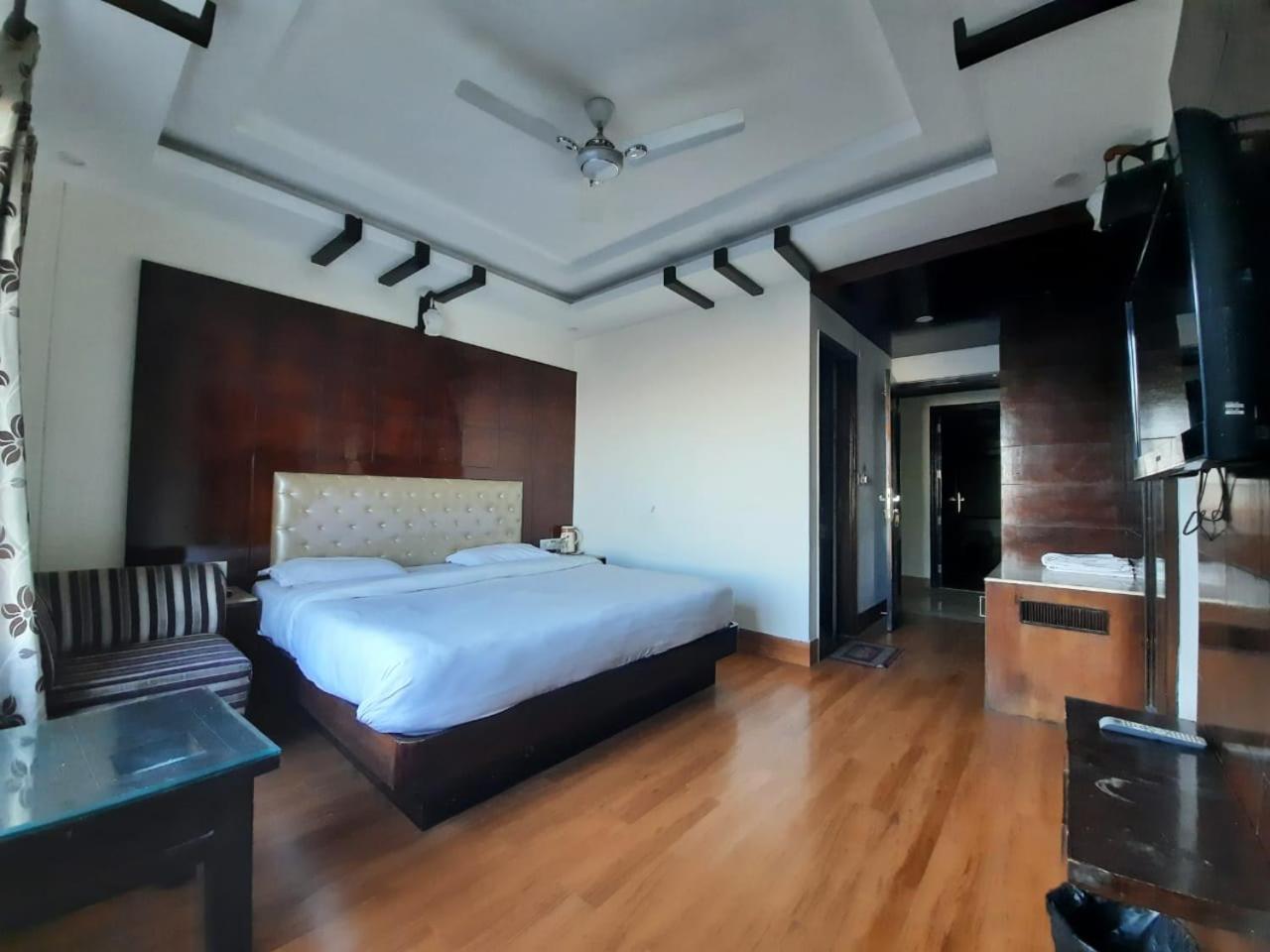 Basera Hotel Mussoorie Exteriér fotografie